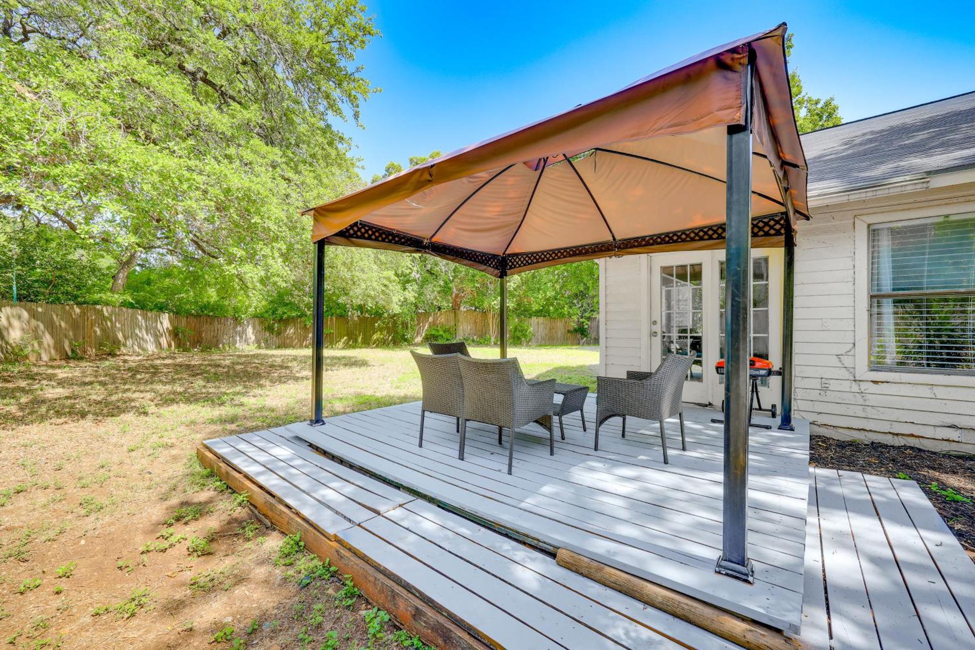 Spacious San Antonio Home Google Fiber, Game Room Esterno foto