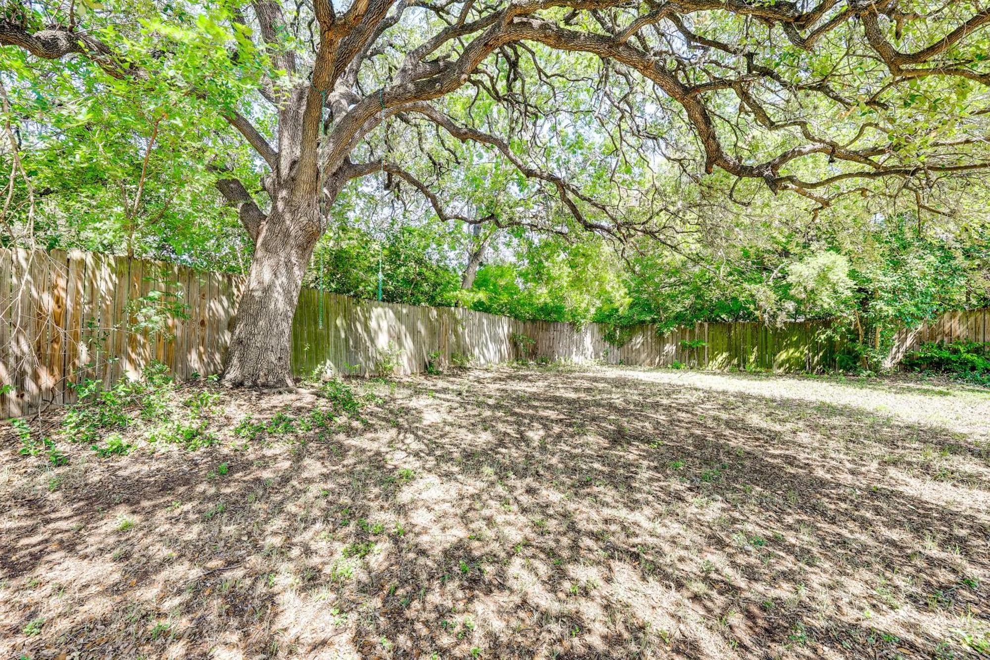 Spacious San Antonio Home Google Fiber, Game Room Esterno foto