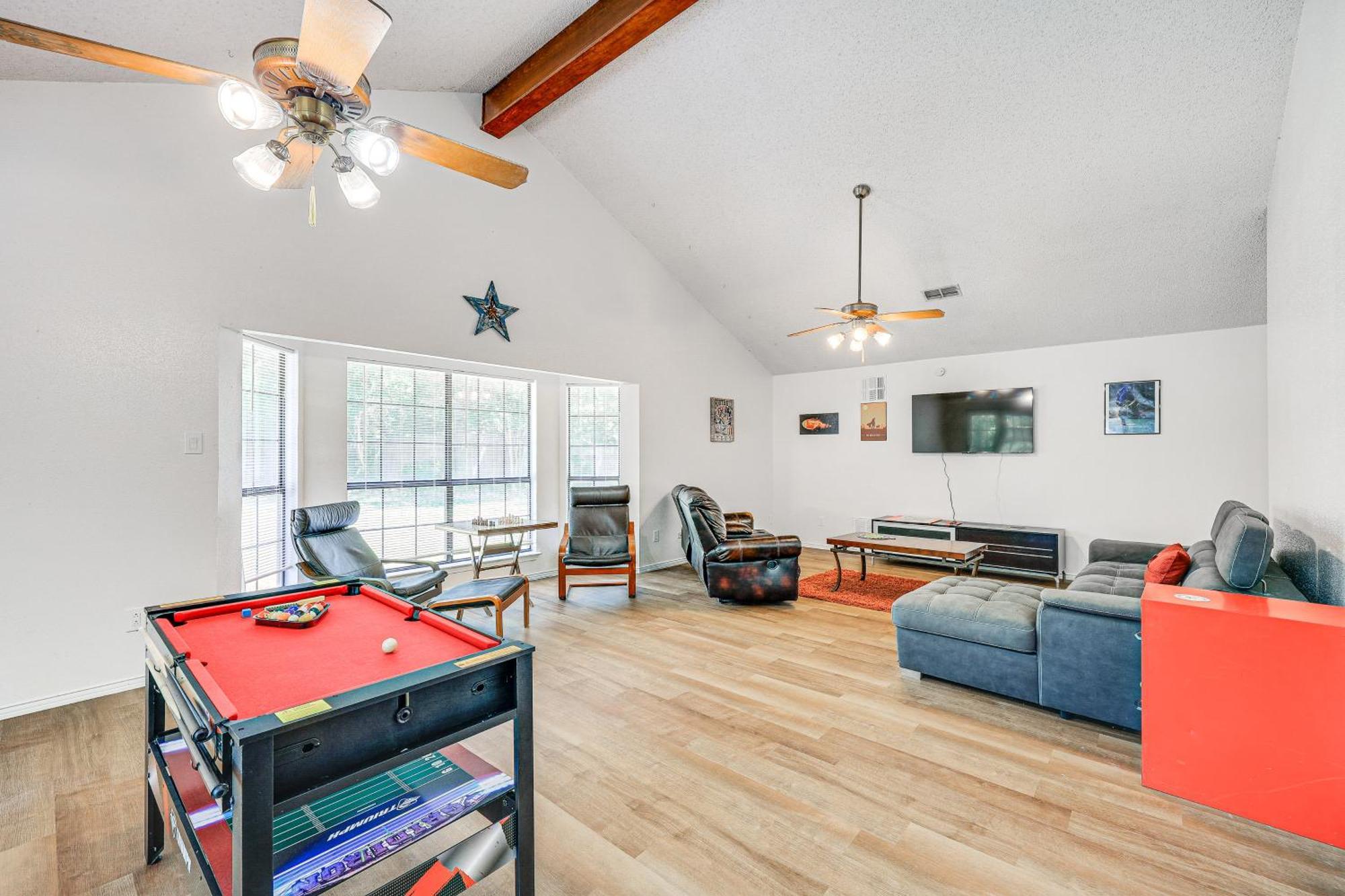 Spacious San Antonio Home Google Fiber, Game Room Esterno foto